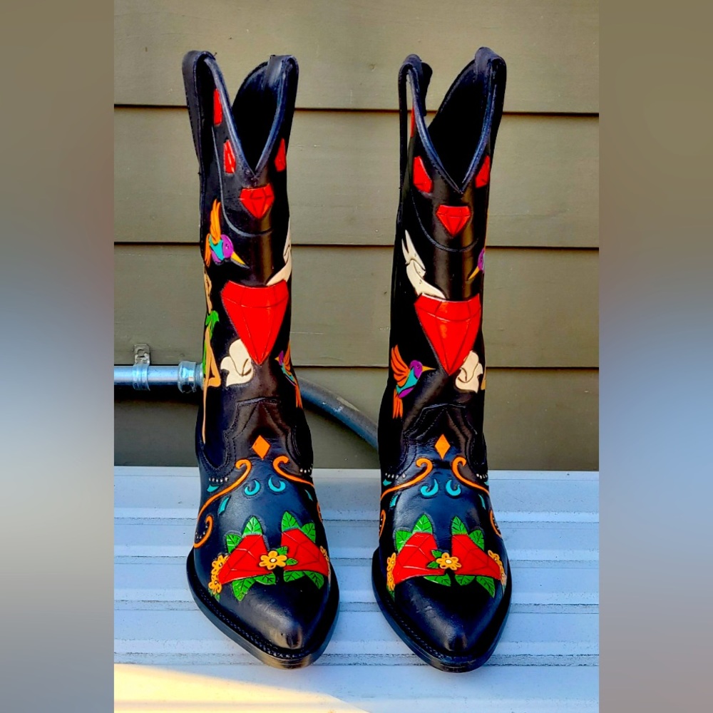 Customa Diamond Damsels cowboy boots